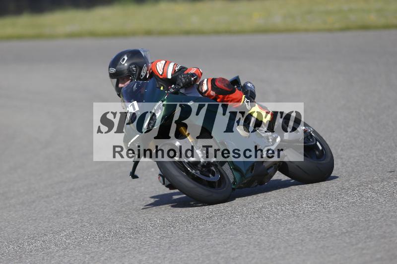 /07 09.04.2026 Cornu Master School ADR/Gruppe blau/21